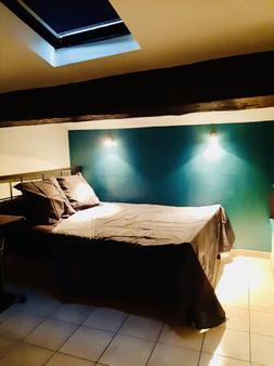 Appartement T3 à vendre - 3 pièces - 50.21 m2 - AGDE - 34 - LANGUEDOC-ROUSSILLON - Century 21 Vue Sur Mer