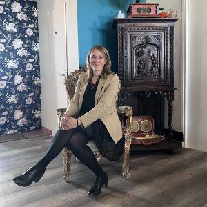Carine DECOUFLET