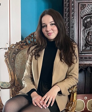 Helena PUECH