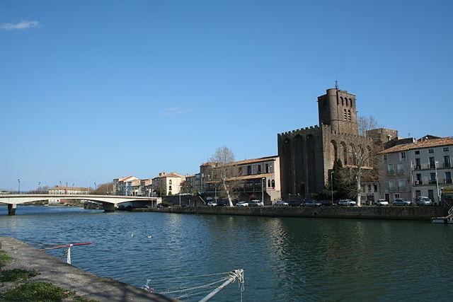 Agde/immobilier/CENTURY21 Vue sur mer/Agde cathédrale hérault