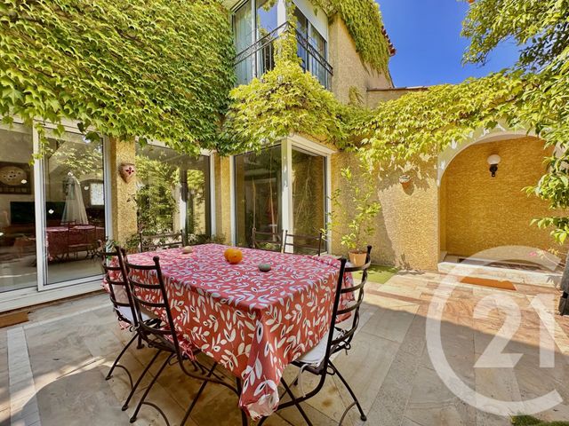 maison à vendre - 5 pièces - 289.08 m2 - AGDE - 34 - LANGUEDOC-ROUSSILLON - Century 21 Vue Sur Mer