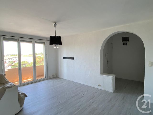 Appartement T3 à vendre - 3 pièces - 58.13 m2 - AGDE - 34 - LANGUEDOC-ROUSSILLON - Century 21 Vue Sur Mer