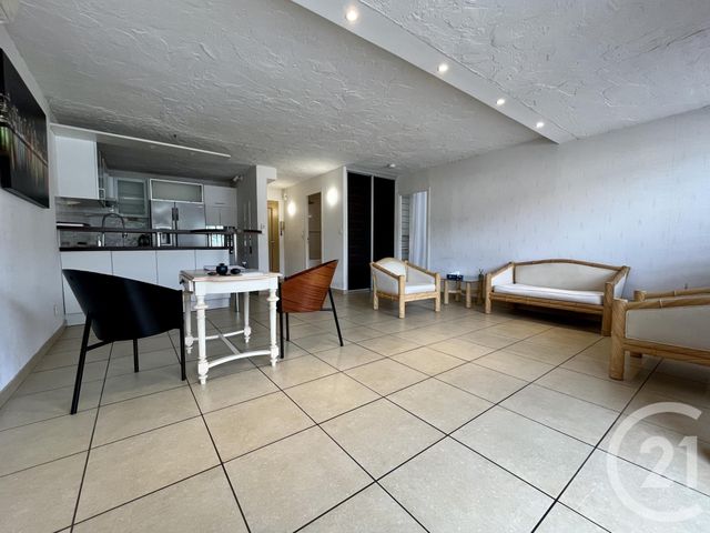Appartement T3 à vendre - 3 pièces - 78.01 m2 - LE CAP D AGDE - 34 - LANGUEDOC-ROUSSILLON - Century 21 Vue Sur Mer