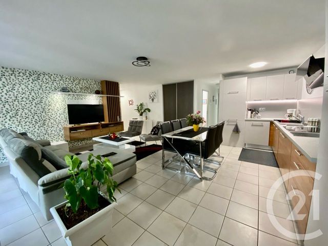 Appartement T3 à vendre - 3 pièces - 76.07 m2 - AGDE - 34 - LANGUEDOC-ROUSSILLON - Century 21 Vue Sur Mer