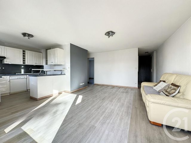 Appartement T3 à vendre - 3 pièces - 56.18 m2 - AGDE - 34 - LANGUEDOC-ROUSSILLON - Century 21 Vue Sur Mer