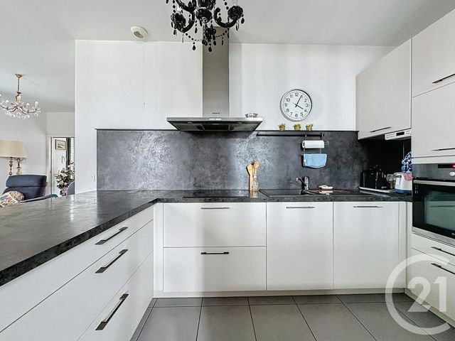 Appartement T3 à vendre - 3 pièces - 65.78 m2 - LE GRAU D AGDE - 34 - LANGUEDOC-ROUSSILLON - Century 21 Vue Sur Mer