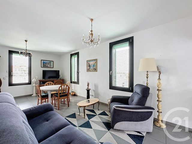 Appartement T3 à vendre - 3 pièces - 65.78 m2 - LE GRAU D AGDE - 34 - LANGUEDOC-ROUSSILLON - Century 21 Vue Sur Mer