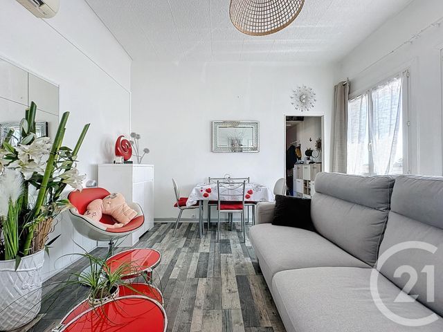 Afficher la photo en grand Appartement T2 à vendre - 2 pièces - 48.18 m2 - AGDE - 34 - LANGUEDOC-ROUSSILLON - Century 21 Vue Sur Mer