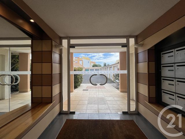 Appartement T3 à vendre - 3 pièces - 56.19 m2 - LE CAP D AGDE - 34 - LANGUEDOC-ROUSSILLON - Century 21 Vue Sur Mer