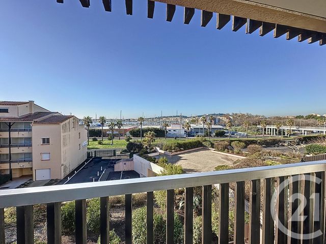 Afficher la photo en grand Appartement T2 à vendre - 2 pièces - 30.26 m2 - LE CAP D AGDE - 34 - LANGUEDOC-ROUSSILLON - Century 21 Vue Sur Mer