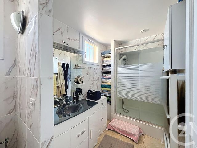 Appartement T3 à vendre - 4 pièces - 93.28 m2 - LE CAP D AGDE - 34 - LANGUEDOC-ROUSSILLON - Century 21 Vue Sur Mer