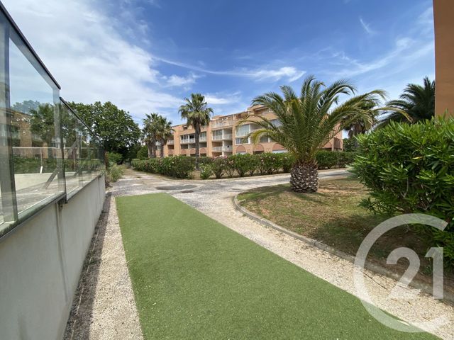 Appartement T3 à vendre - 3 pièces - 47.13 m2 - LE CAP D AGDE - 34 - LANGUEDOC-ROUSSILLON - Century 21 Vue Sur Mer