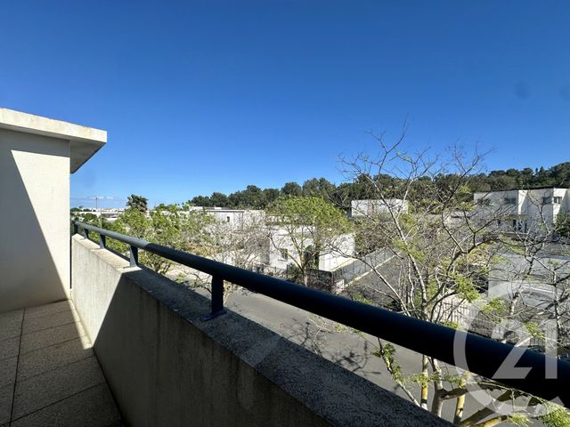 Appartement T3 à vendre - 3 pièces - 61.01 m2 - AGDE - 34 - LANGUEDOC-ROUSSILLON - Century 21 Vue Sur Mer