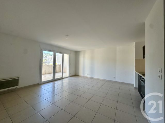 Appartement T3 à vendre - 3 pièces - 61.01 m2 - AGDE - 34 - LANGUEDOC-ROUSSILLON - Century 21 Vue Sur Mer