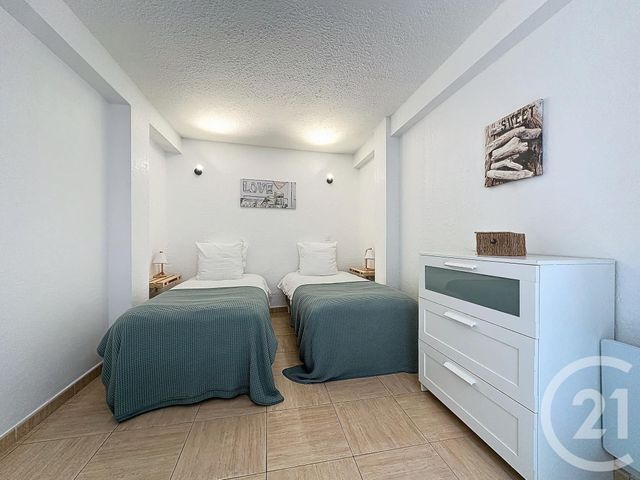 Afficher la photo en grand Appartement T3 à vendre - 3 pièces - 48.84 m2 - AGDE - 34 - LANGUEDOC-ROUSSILLON - Century 21 Vue Sur Mer