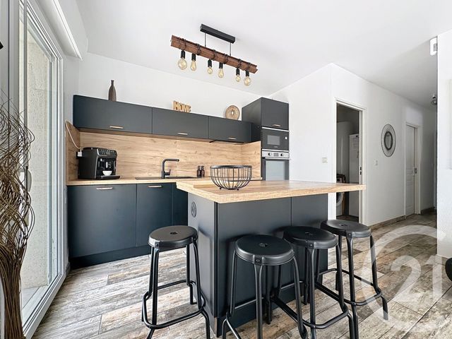 Appartement T3 à vendre - 3 pièces - 54.77 m2 - AGDE - 34 - LANGUEDOC-ROUSSILLON - Century 21 Vue Sur Mer