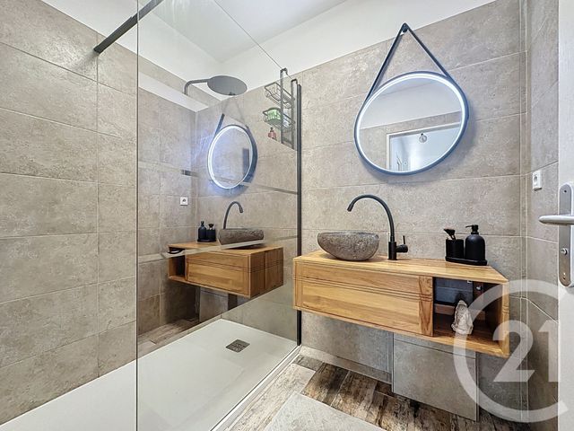 Appartement T3 à vendre - 3 pièces - 54.77 m2 - AGDE - 34 - LANGUEDOC-ROUSSILLON - Century 21 Vue Sur Mer