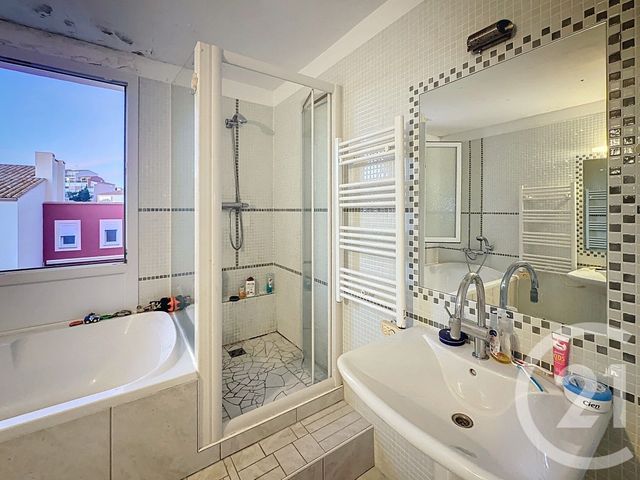 Appartement T3 à vendre - 3 pièces - 63.54 m2 - LE CAP D AGDE - 34 - LANGUEDOC-ROUSSILLON - Century 21 Vue Sur Mer