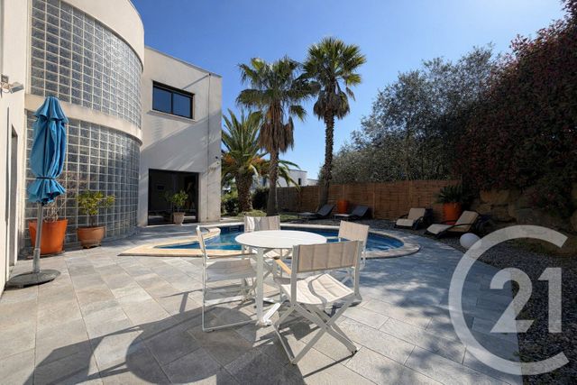 maison à vendre - 5 pièces - 176.37 m2 - AGDE - 34 - LANGUEDOC-ROUSSILLON - Century 21 Vue Sur Mer