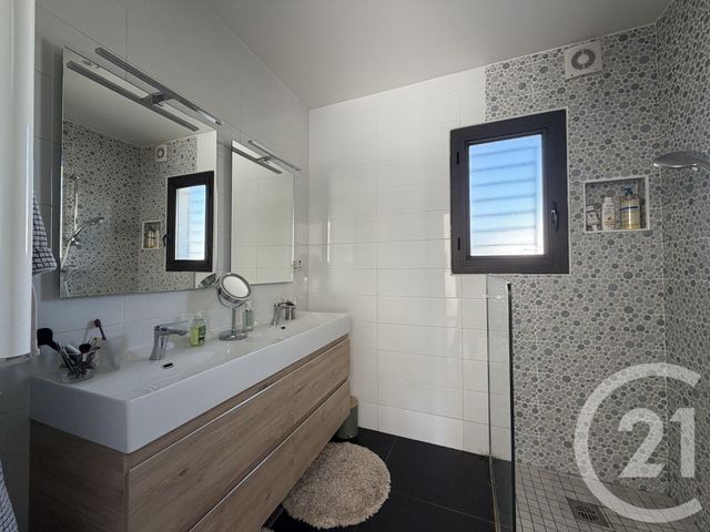 maison à vendre - 5 pièces - 176.37 m2 - AGDE - 34 - LANGUEDOC-ROUSSILLON - Century 21 Vue Sur Mer