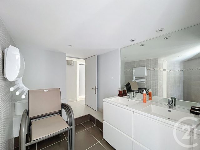 Afficher la photo en grand maison à vendre - 6 pièces - 223.01 m2 - PORTIRAGNES - 34 - LANGUEDOC-ROUSSILLON - Century 21 Vue Sur Mer