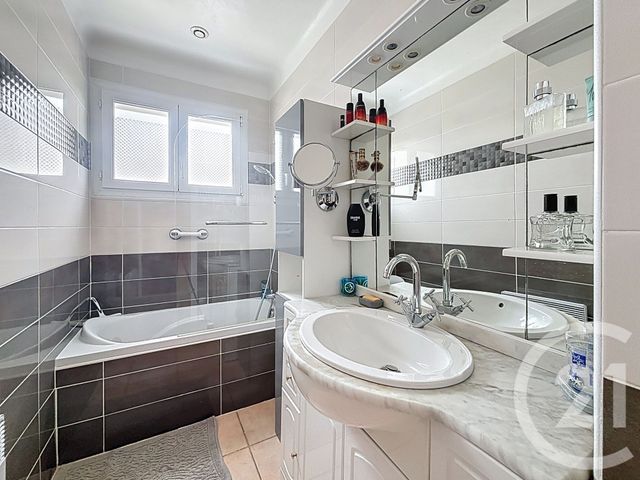 maison à vendre - 7 pièces - 171.53 m2 - AGDE - 34 - LANGUEDOC-ROUSSILLON - Century 21 Vue Sur Mer