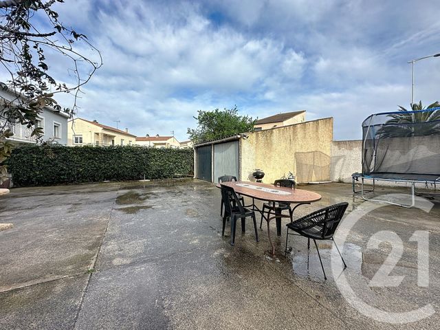 Afficher la photo en grand Appartement T5 à vendre - 5 pièces - 91.29 m2 - AGDE - 34 - LANGUEDOC-ROUSSILLON - Century 21 Vue Sur Mer