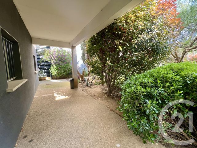 Appartement T2 à vendre - 2 pièces - 44.5 m2 - AGDE - 34 - LANGUEDOC-ROUSSILLON - Century 21 Vue Sur Mer