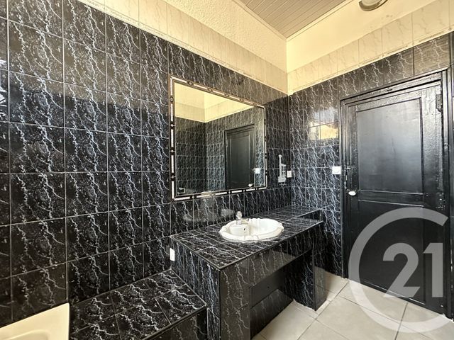 Appartement T4 à vendre - 5 pièces - 106.69 m2 - AGDE - 34 - LANGUEDOC-ROUSSILLON - Century 21 Vue Sur Mer