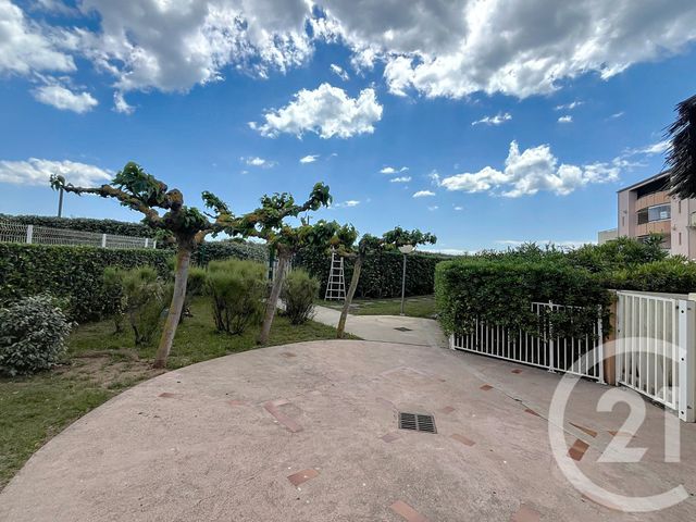 Appartement T3 à vendre - 3 pièces - 31.17 m2 - LE CAP D AGDE - 34 - LANGUEDOC-ROUSSILLON - Century 21 Vue Sur Mer