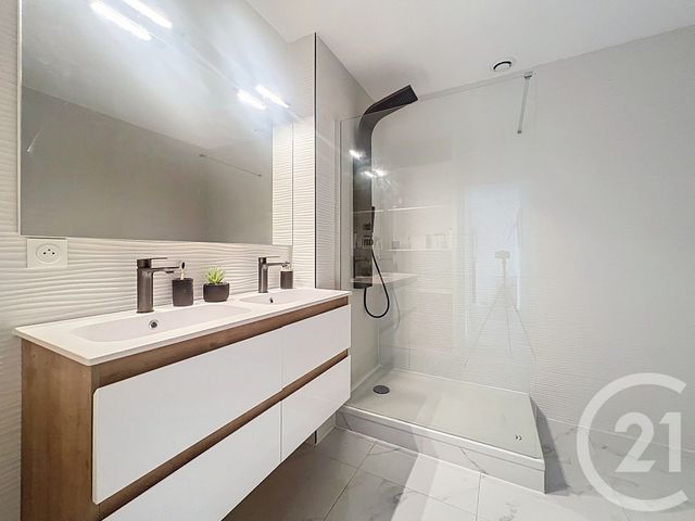 Afficher la photo en grand maison à vendre - 5 pièces - 117.14 m2 - AGDE - 34 - LANGUEDOC-ROUSSILLON - Century 21 Vue Sur Mer