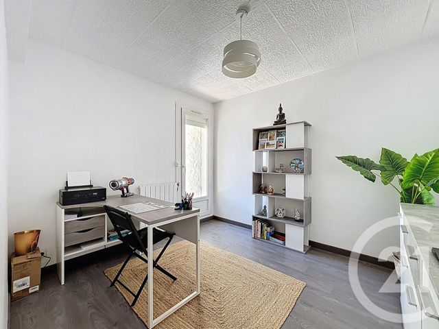 Afficher la photo en grand Appartement T4 à vendre - 4 pièces - 76.98 m2 - AGDE - 34 - LANGUEDOC-ROUSSILLON - Century 21 Vue Sur Mer