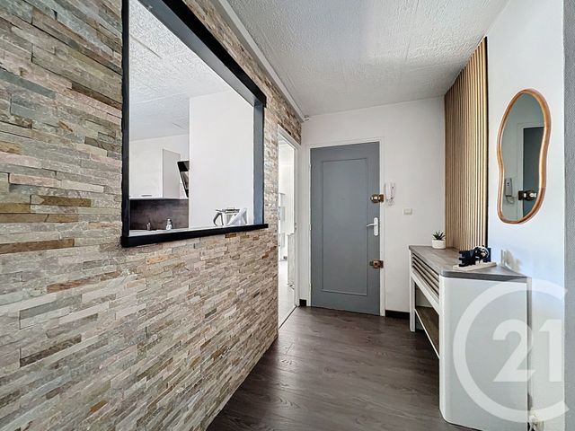 Afficher la photo en grand Appartement T4 à vendre - 4 pièces - 76.98 m2 - AGDE - 34 - LANGUEDOC-ROUSSILLON - Century 21 Vue Sur Mer