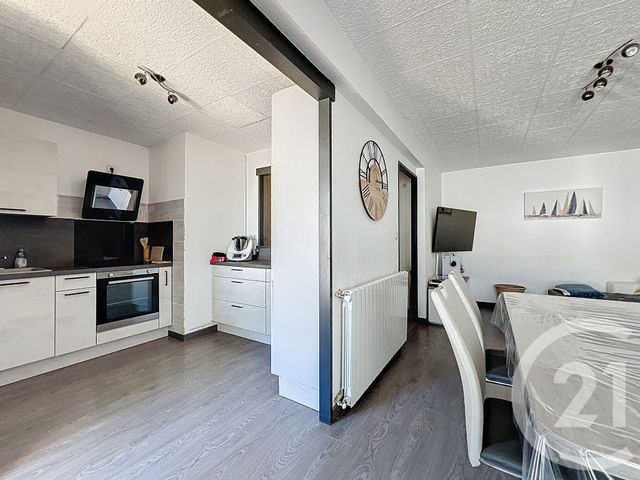 Afficher la photo en grand Appartement T4 à vendre - 4 pièces - 76.98 m2 - AGDE - 34 - LANGUEDOC-ROUSSILLON - Century 21 Vue Sur Mer