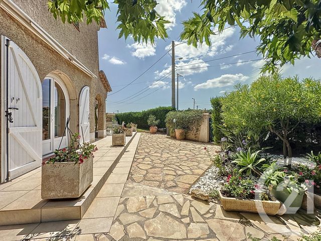 maison à vendre - 7 pièces - 241.3 m2 - AGDE - 34 - LANGUEDOC-ROUSSILLON - Century 21 Vue Sur Mer