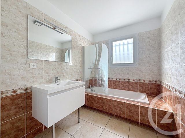 Afficher la photo en grand maison à vendre - 4 pièces - 115.92 m2 - PINET - 34 - LANGUEDOC-ROUSSILLON - Century 21 Vue Sur Mer