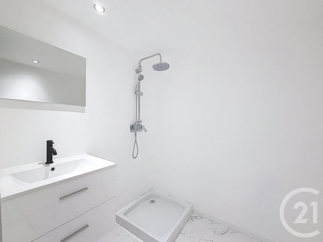 Appartement T3 à vendre - 3 pièces - 59.39 m2 - AGDE - 34 - LANGUEDOC-ROUSSILLON - Century 21 Vue Sur Mer