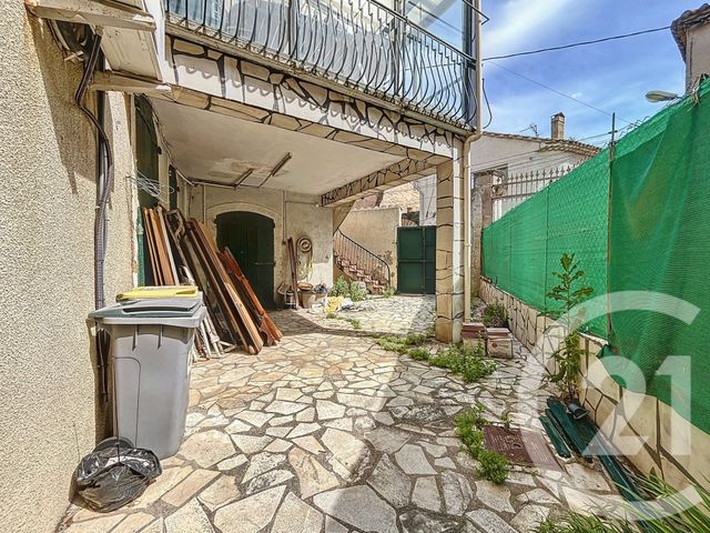 Immeuble à vendre BESSAN