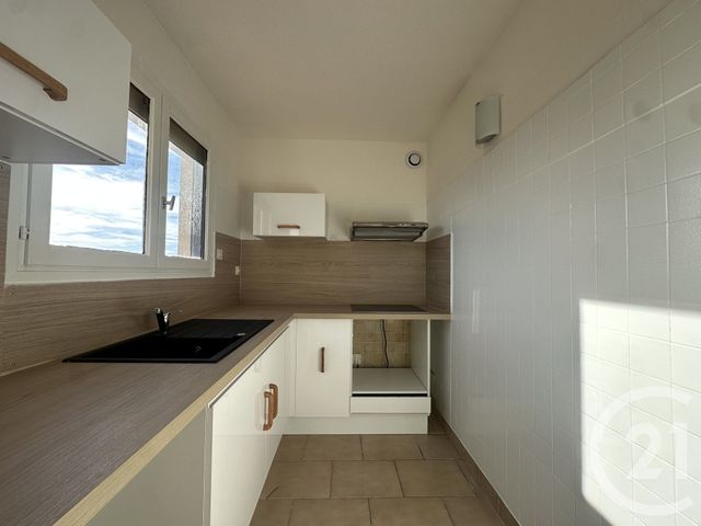 Appartement T4 à vendre - 4 pièces - 78.77 m2 - AGDE - 34 - LANGUEDOC-ROUSSILLON - Century 21 Vue Sur Mer