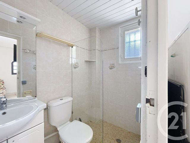 Appartement T2 à vendre - 2 pièces - 27.51 m2 - MARSEILLAN PLAGE - 34 - LANGUEDOC-ROUSSILLON - Century 21 Vue Sur Mer