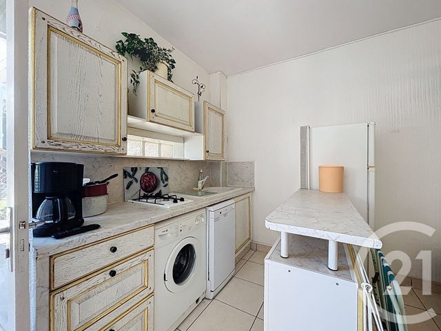 Appartement T2 à vendre - 2 pièces - 27.74 m2 - MARSEILLAN PLAGE - 34 - LANGUEDOC-ROUSSILLON - Century 21 Vue Sur Mer