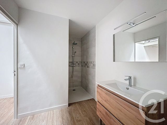 Appartement T2 à vendre - 2 pièces - 51.0 m2 - NEZIGNAN L EVEQUE - 34 - LANGUEDOC-ROUSSILLON - Century 21 Vue Sur Mer