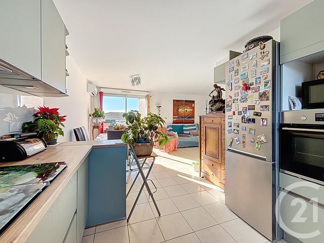Appartement T4 à vendre - 4 pièces - 80.68 m2 - AGDE - 34 - LANGUEDOC-ROUSSILLON - Century 21 Vue Sur Mer
