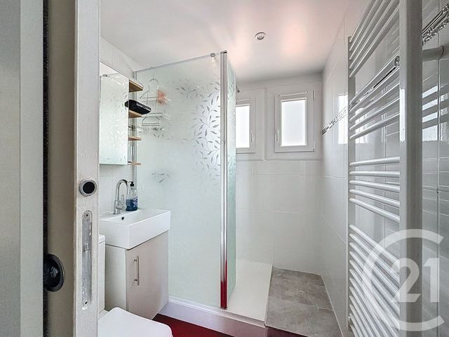 Appartement T3 à vendre - 3 pièces - 35.14 m2 - AGDE - 34 - LANGUEDOC-ROUSSILLON - Century 21 Vue Sur Mer