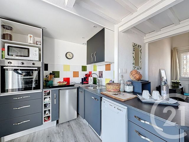 Appartement T3 à vendre - 3 pièces - 35.14 m2 - AGDE - 34 - LANGUEDOC-ROUSSILLON - Century 21 Vue Sur Mer