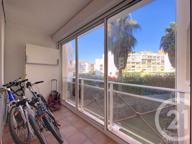 Appartement T3 à vendre - 3 pièces - 52.54 m2 - AGDE - 34 - LANGUEDOC-ROUSSILLON - Century 21 Vue Sur Mer