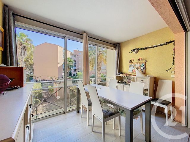 Appartement T3 à vendre - 3 pièces - 52.54 m2 - AGDE - 34 - LANGUEDOC-ROUSSILLON - Century 21 Vue Sur Mer