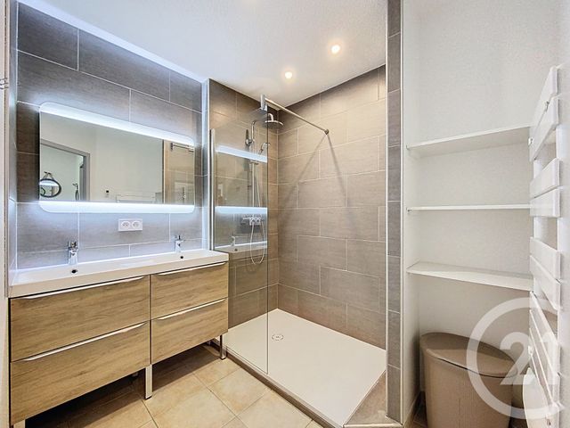 Appartement T3 à vendre - 3 pièces - 55.72 m2 - AGDE - 34 - LANGUEDOC-ROUSSILLON - Century 21 Vue Sur Mer