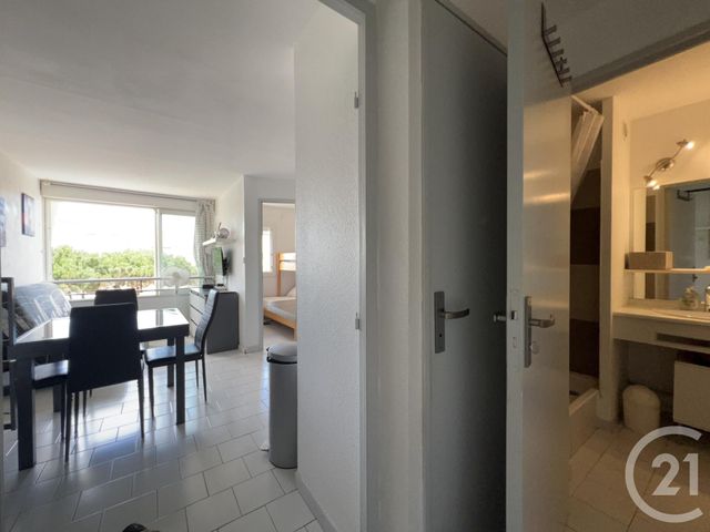 Afficher la photo en grand Appartement T2 à vendre - 2 pièces - 20.9 m2 - LE CAP D AGDE - 34 - LANGUEDOC-ROUSSILLON - Century 21 Vue Sur Mer