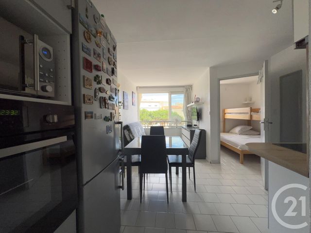 Afficher la photo en grand Appartement T2 à vendre - 2 pièces - 20.9 m2 - LE CAP D AGDE - 34 - LANGUEDOC-ROUSSILLON - Century 21 Vue Sur Mer